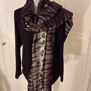 Pashmina Animal Print Scarf - Black and Gray